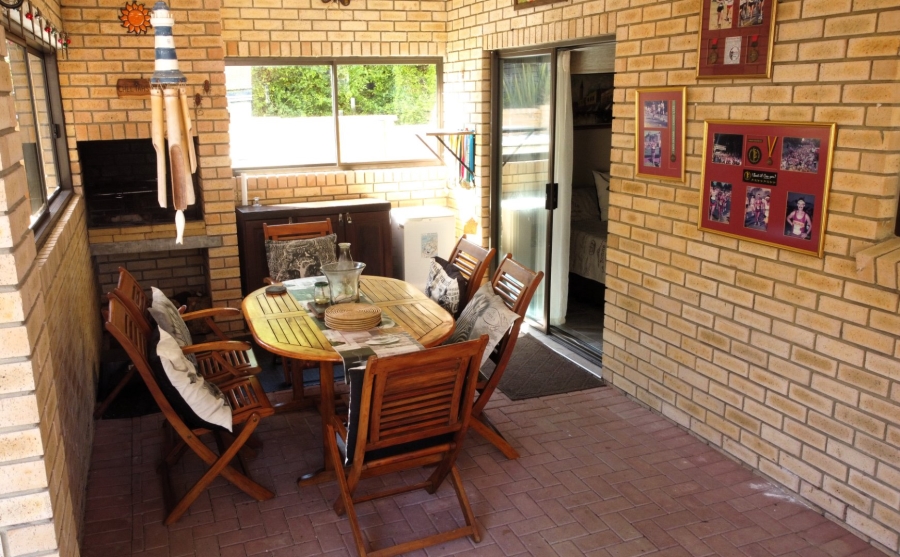 2 Bedroom Property for Sale in Island Cove Western Cape